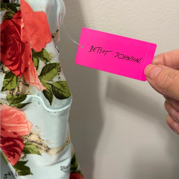 NWT Betsey Johnson "Roses Voyage" Postcard Print Slip Dress - Medium - Picture 5 of 11